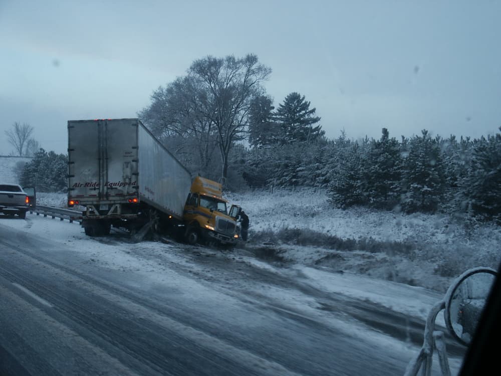 What are the Common Causes of Jackknife Truck Accidents and Injuries